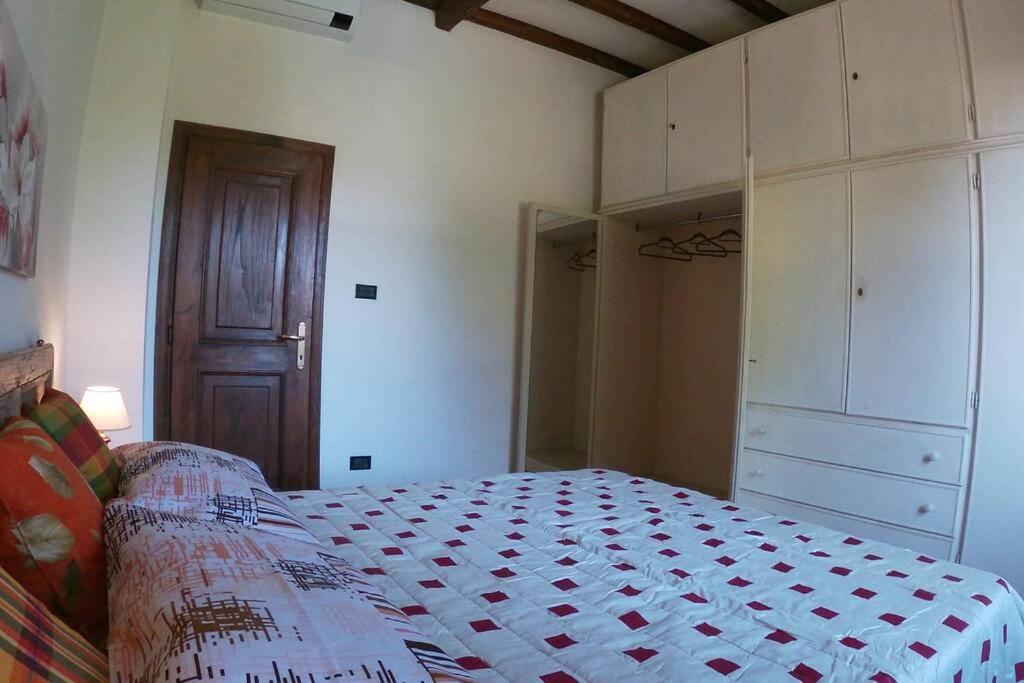 La Menchina Villa *